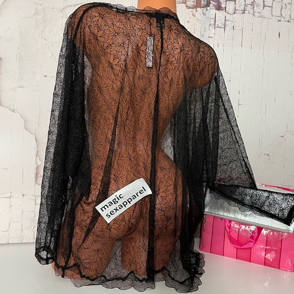 VS M/L VERY SEXY FLORAL LACE ROBE KIMONO LINGERIE - Picture 2 of 2